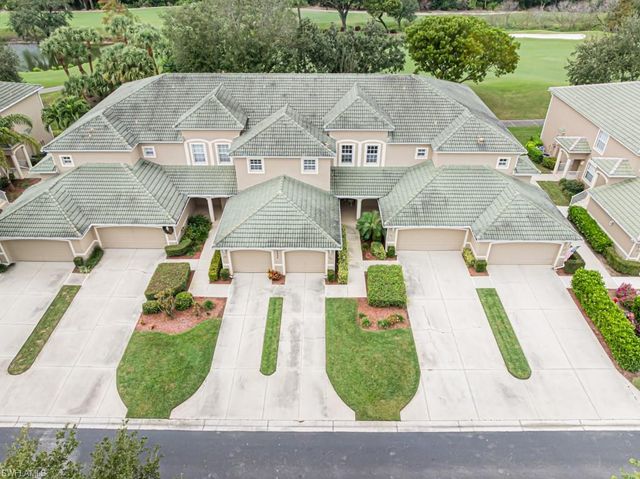 3435 Laurel Greens LN S # 203, Naples, FL 34119