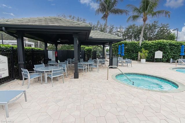 3435 Laurel Greens LN S # 203, Naples, FL 34119