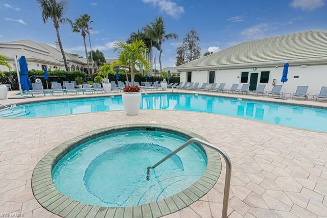 3435 Laurel Greens LN S # 203, Naples, FL 34119