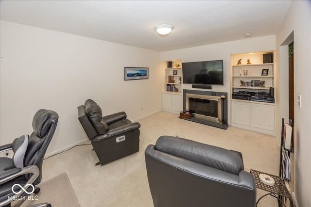 541 W Hunters Drive C, Carmel, IN 46032