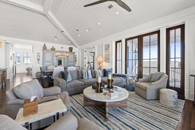 186 Banfill Street, Santa Rosa Beach, FL 32459