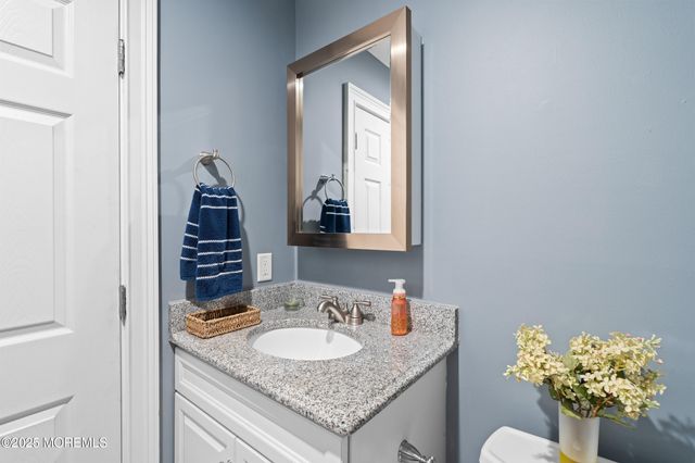 1641 Holbrook Street, Oakhurst, NJ 07755