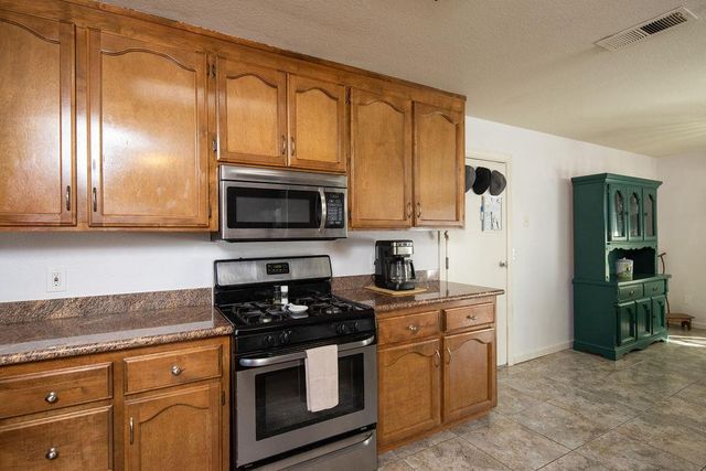 5819 Terminal Ave, Riverbank, CA 95367