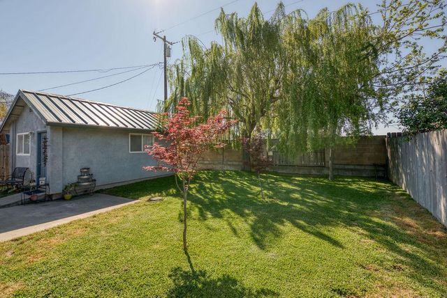 5819 Terminal Ave, Riverbank, CA 95367