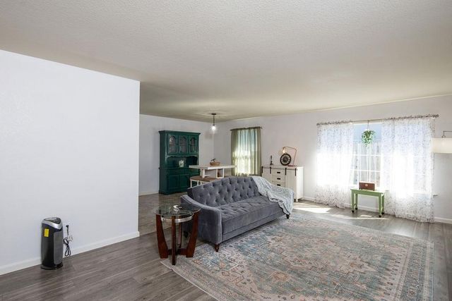 5819 Terminal Ave, Riverbank, CA 95367