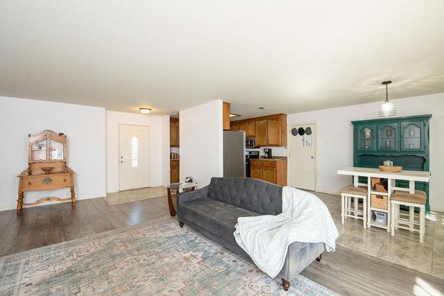 5819 Terminal Ave, Riverbank, CA 95367