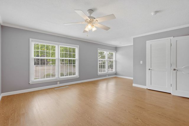 3215 E Locust Street B2-76, Davenport, IA 52803