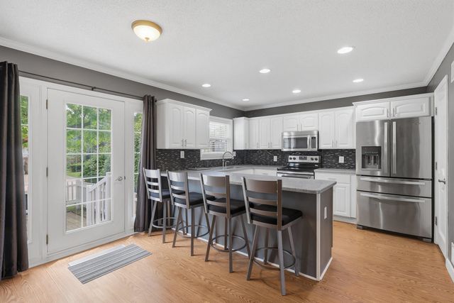 3215 E Locust Street B2-76, Davenport, IA 52803