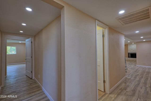 3 W DEL RIO Drive, Tempe, AZ 85282