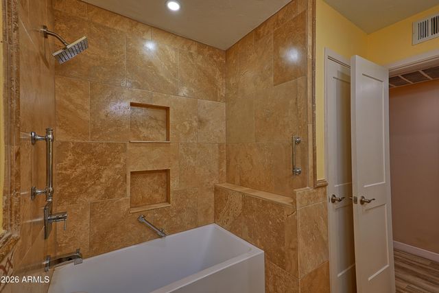 3 W DEL RIO Drive, Tempe, AZ 85282