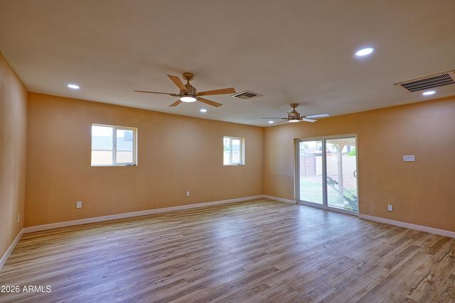 3 W DEL RIO Drive, Tempe, AZ 85282