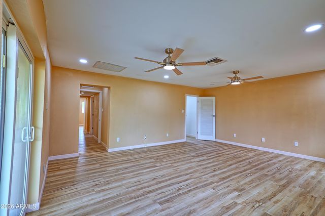 3 W DEL RIO Drive, Tempe, AZ 85282