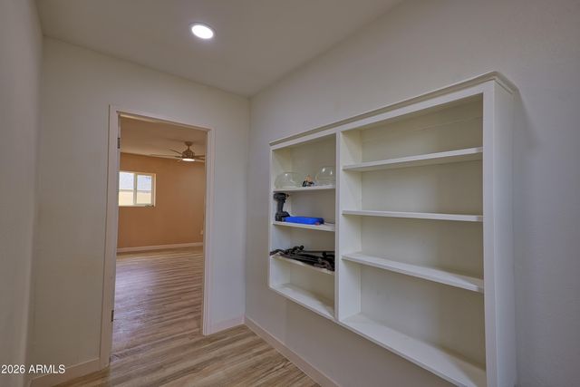 3 W DEL RIO Drive, Tempe, AZ 85282