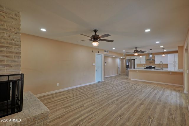 3 W DEL RIO Drive, Tempe, AZ 85282