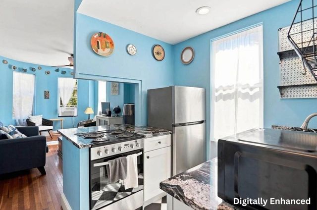 208 Washington Ave 3, Chelsea, MA 02150