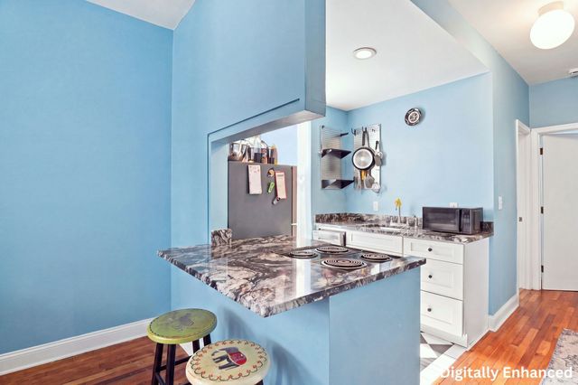 208 Washington Ave 3, Chelsea, MA 02150
