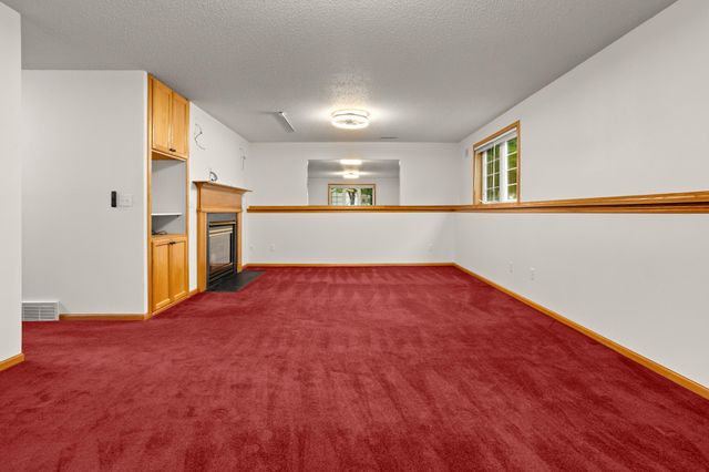 3801 20th Street S, Fargo, ND 58104