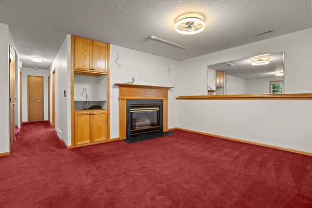3801 20th Street S, Fargo, ND 58104