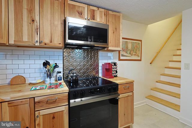 101 CHARLES ST, Frostburg, MD 21532