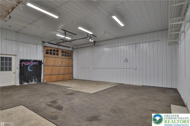 284 Walker Road, Longswamp Twp, PA 18062