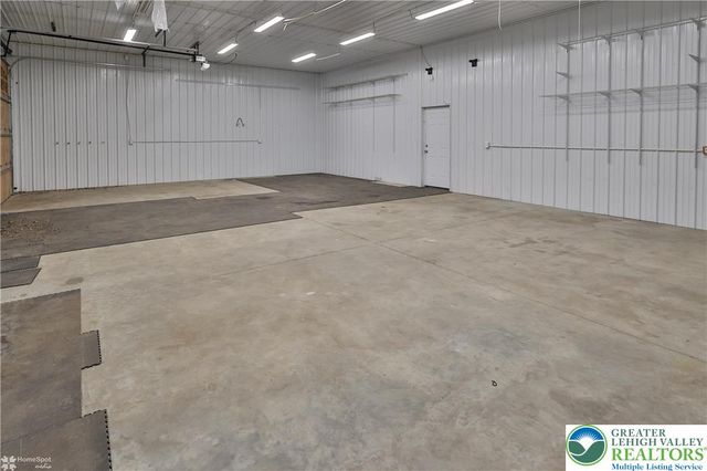 284 Walker Road, Longswamp Twp, PA 18062