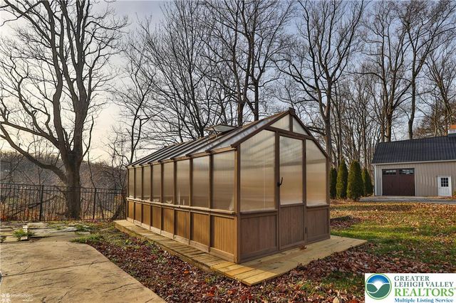 284 Walker Road, Longswamp Twp, PA 18062