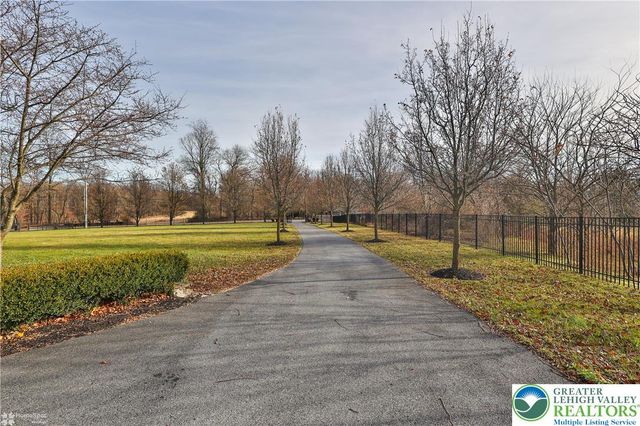 284 Walker Road, Longswamp Twp, PA 18062