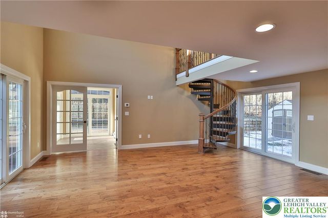 284 Walker Road, Longswamp Twp, PA 18062