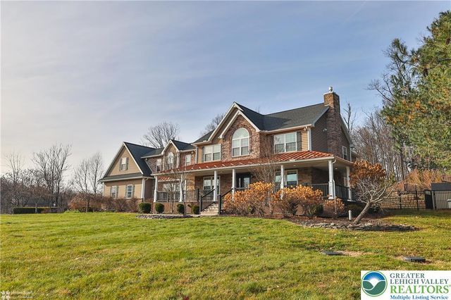 284 Walker Road, Longswamp Twp, PA 18062