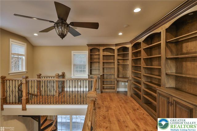 284 Walker Road, Longswamp Twp, PA 18062