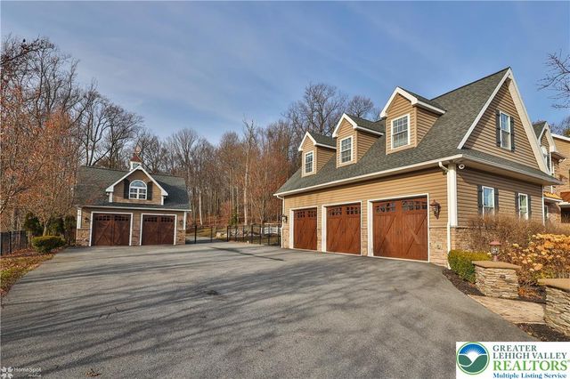 284 Walker Road, Longswamp Twp, PA 18062