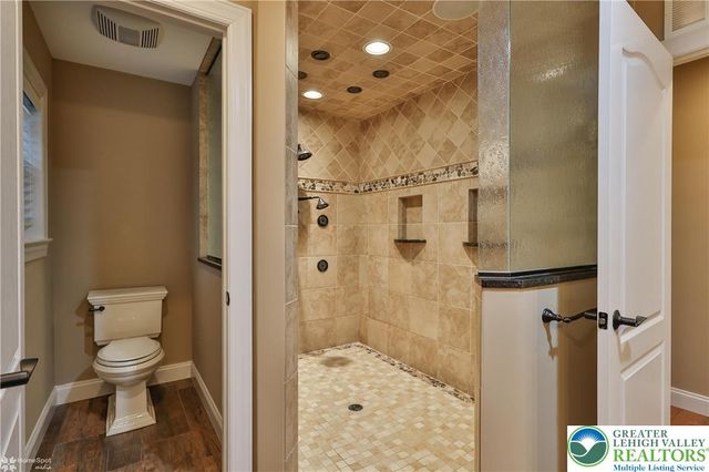 284 Walker Road, Longswamp Twp, PA 18062