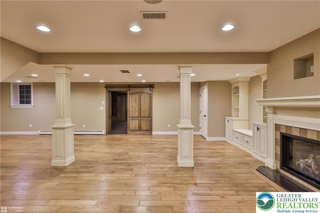 284 Walker Road, Longswamp Twp, PA 18062