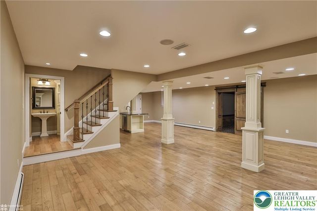 284 Walker Road, Longswamp Twp, PA 18062