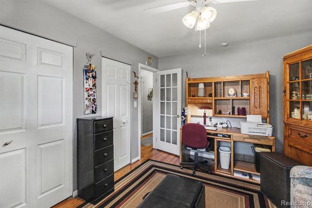 3124 Saint Jude Drive, Waterford, MI 48329