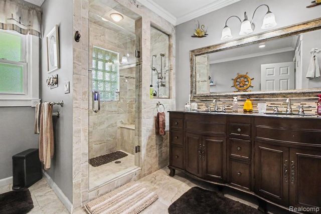 3124 Saint Jude Drive, Waterford, MI 48329