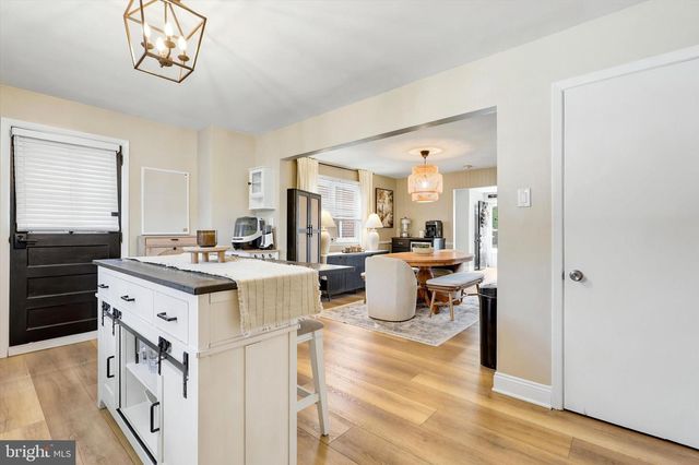 239 E 12TH AVE, Conshohocken, PA 19428