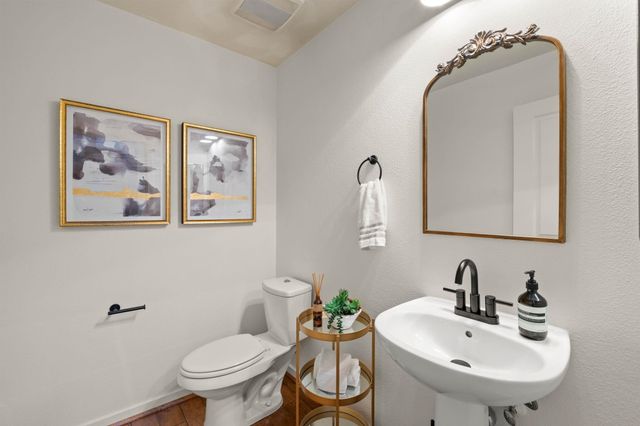 157 Zephyr Pl 109, Livermore, CA 94550