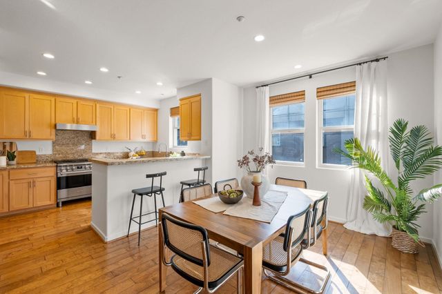 157 Zephyr Pl 109, Livermore, CA 94550