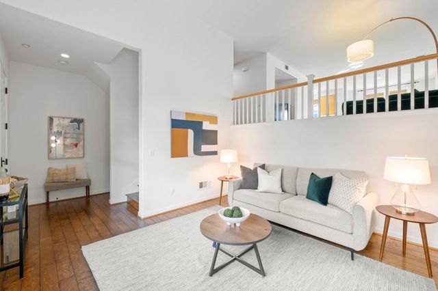 157 Zephyr Pl 109, Livermore, CA 94550