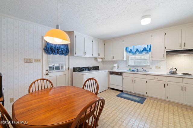 501 Pine Needles Court, Goldsboro, NC 27534
