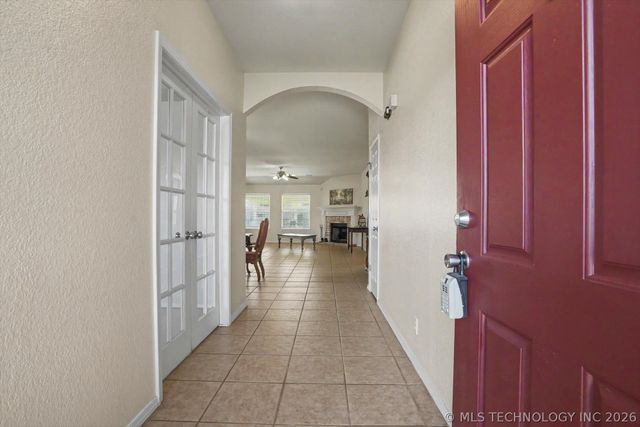 3923 S 216th East Avenue, Broken Arrow, OK 74014
