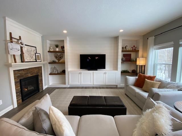 5596 Orchard Cove, Mound, MN 55364