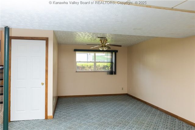 8 Wick Lane, Cross Lanes, WV 25313