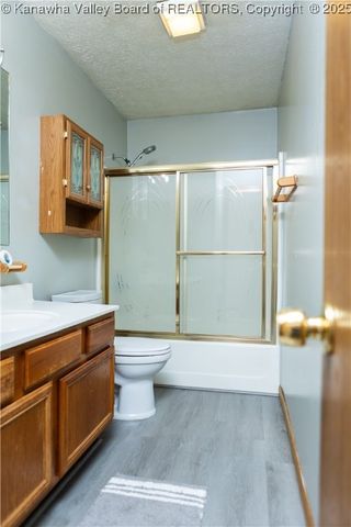 8 Wick Lane, Cross Lanes, WV 25313