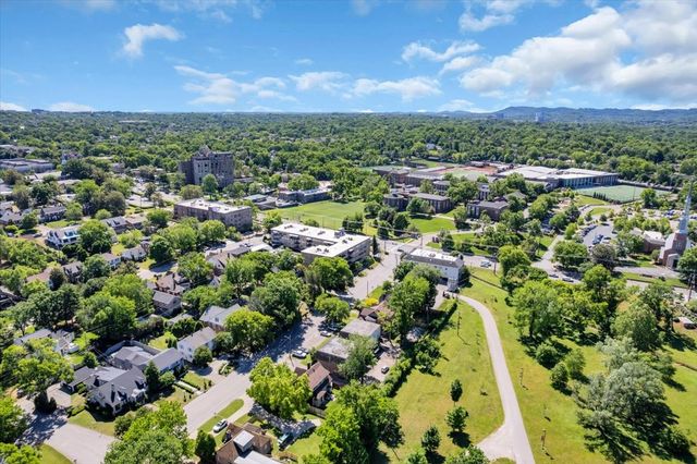 115 Cherokee Rd, Nashville, TN 37205