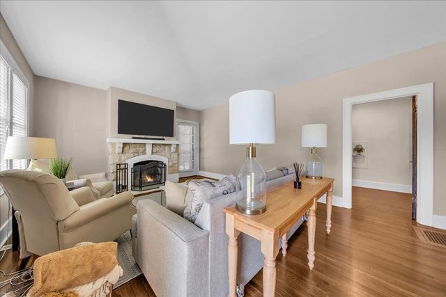 115 Cherokee Rd, Nashville, TN 37205