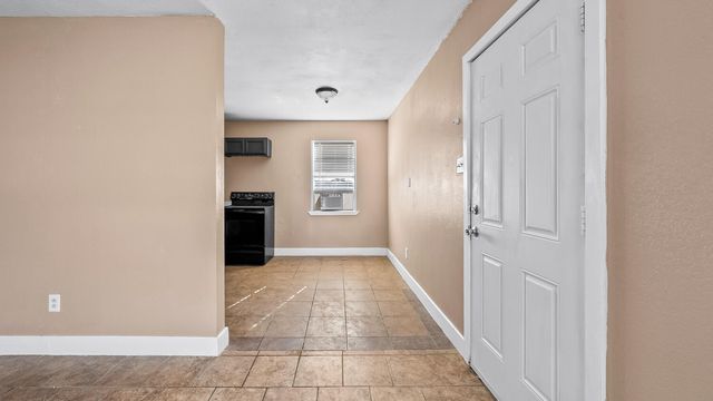 6215 24th Street, Lubbock, TX 79407