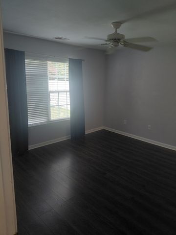 904 Silvercrest Dr., Myrtle Beach, SC 29579