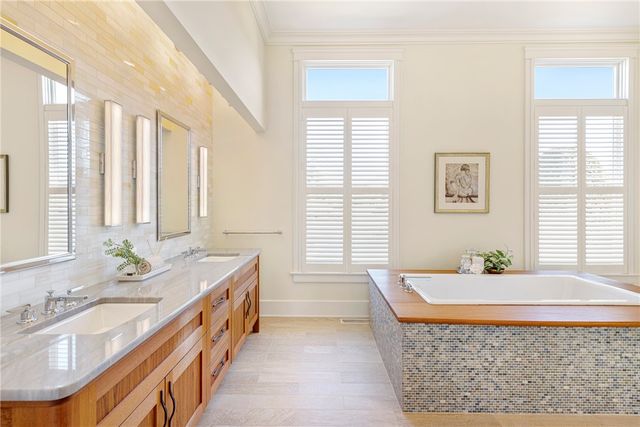 246 Channel View, Warwick, RI 02889